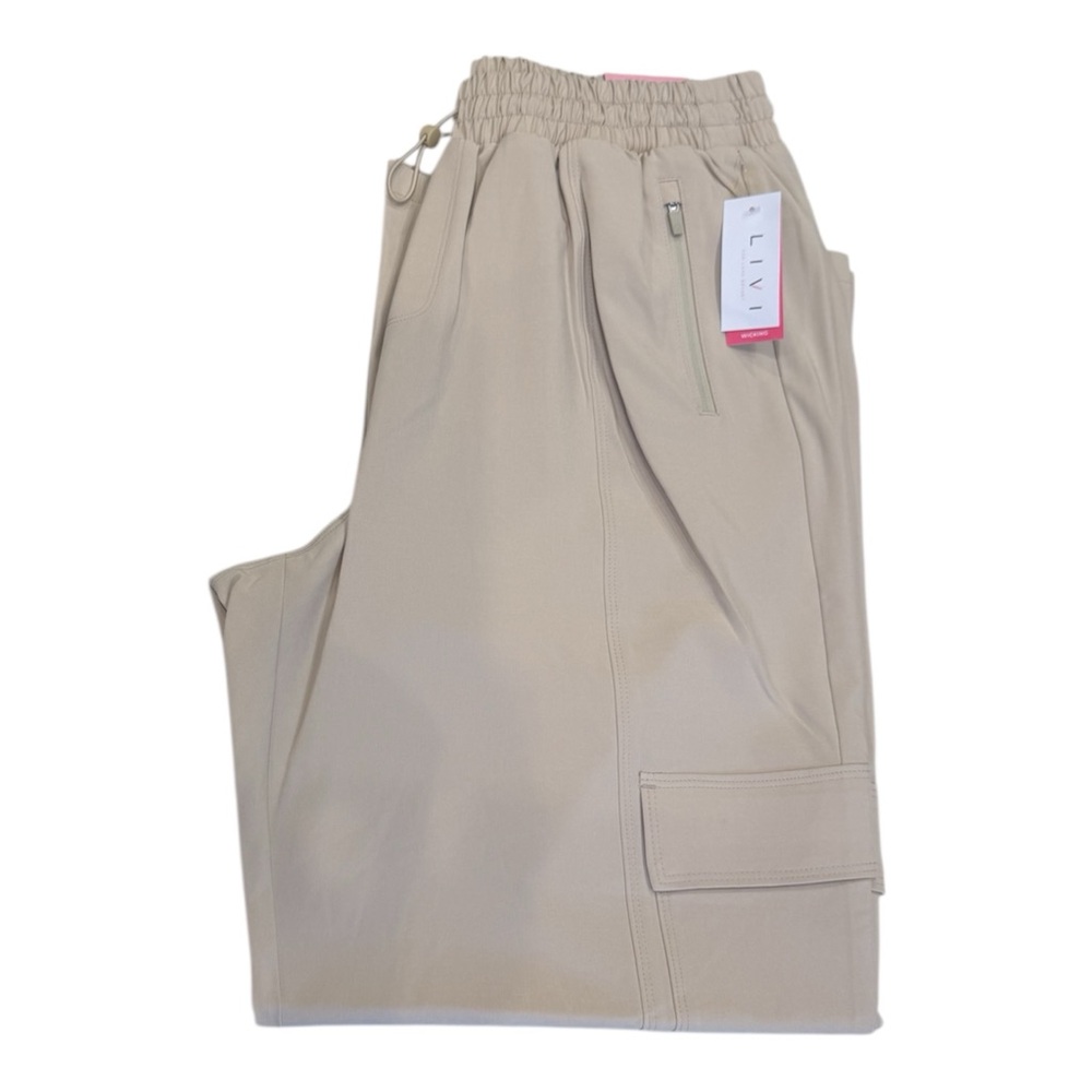 Lane Bryant TAN LIVI MID RISE  FULL LENGTH CARGO PANT-WOMEN’S SIZE: 10-12